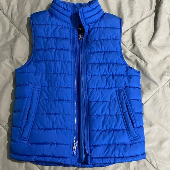 Boy’s Gap Puffer Vest - Picture 1 of 3